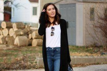 7-Ways-to-look-Slimmer-Layered-outfit